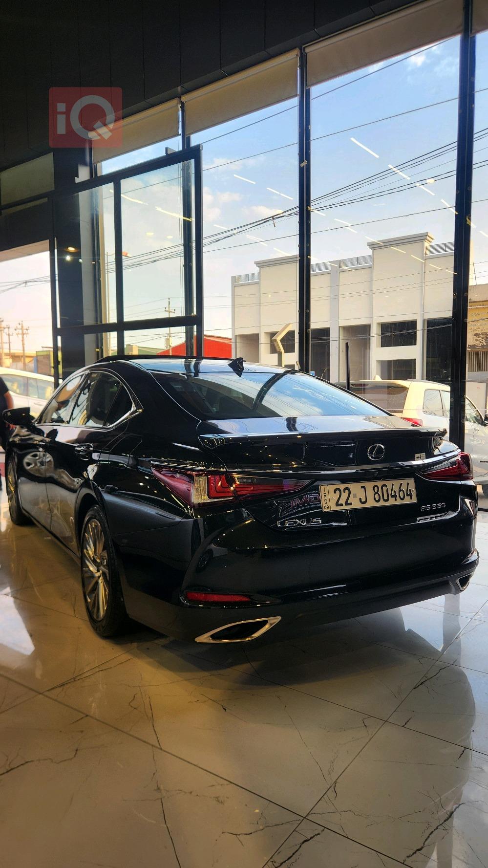 Lexus ES